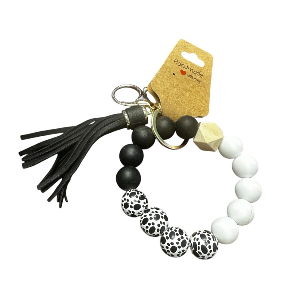 Black and White Beaded Keychain Bracelet